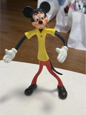 Vintage 1970's Walt Disney Mickey Mouse Bendy Bendem 8-1/2"- Durham Ind.